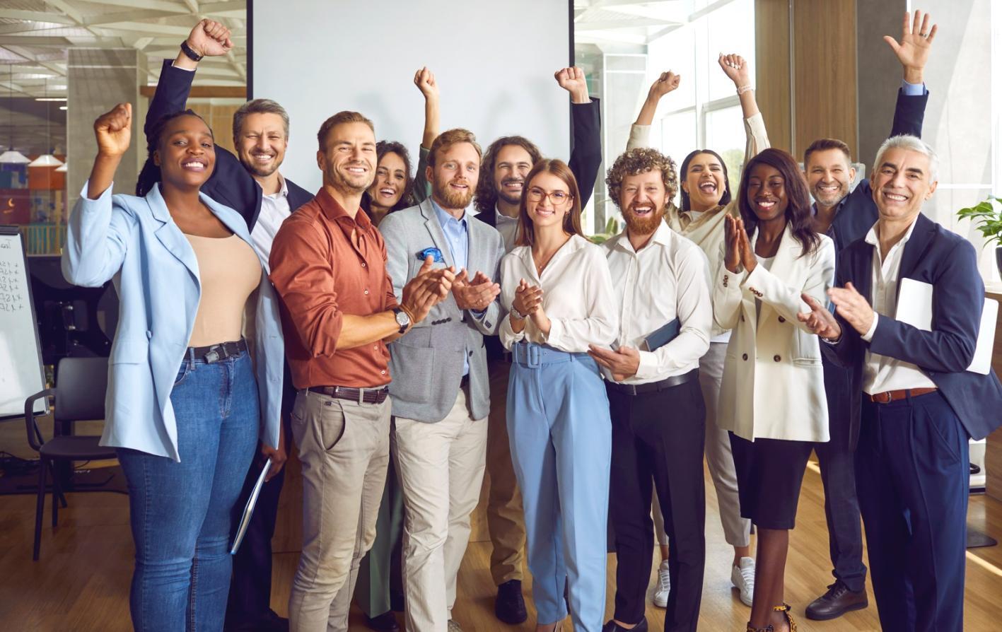Equipo de visayp trabajando en estrategias de diversificación empresarial